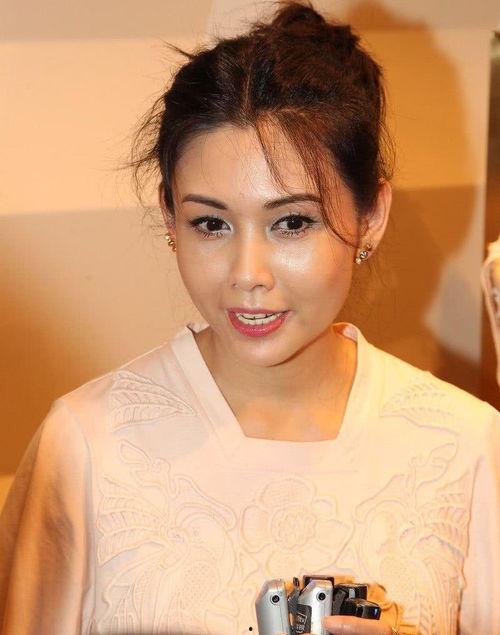 爆料香港娱乐圈的女人,那些不为人知的女性故事