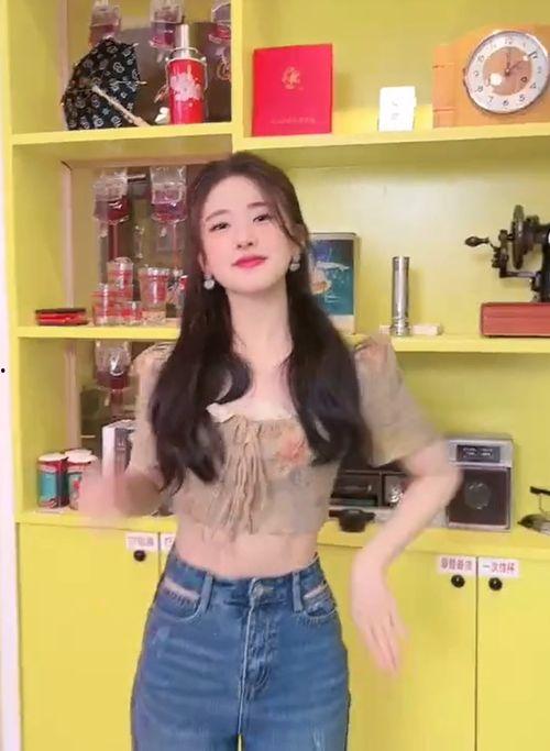 易阳徒弟最新爆料新闻视频,揭秘最新新闻视频背后的惊人真相 第2张 易阳徒弟最新爆料新闻视频,揭秘最新新闻视频背后的惊人真相 第2张